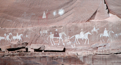Petroglyphs in Canyon del Mureto (The northern part of Canyon de Chelly)