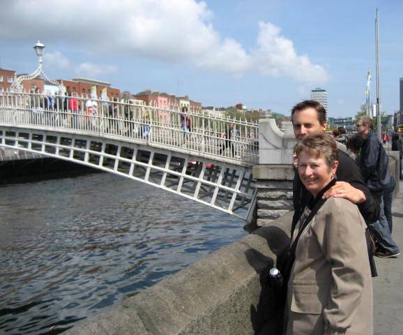 Hapenny Bridge