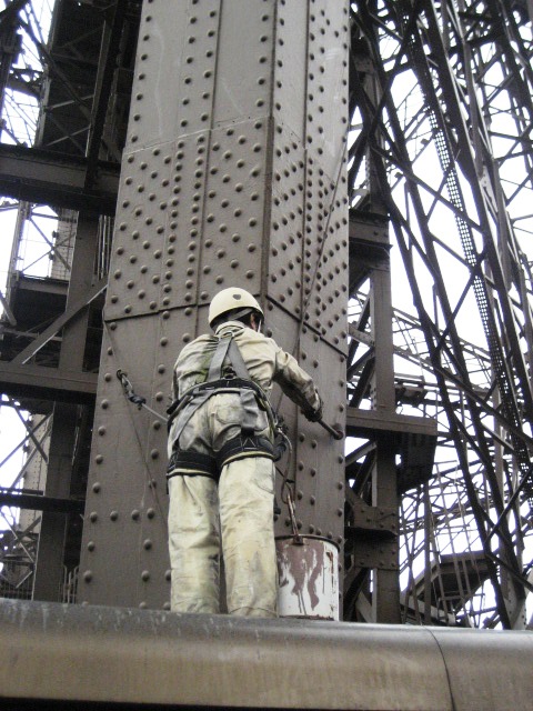 Eiffel Tower Painter