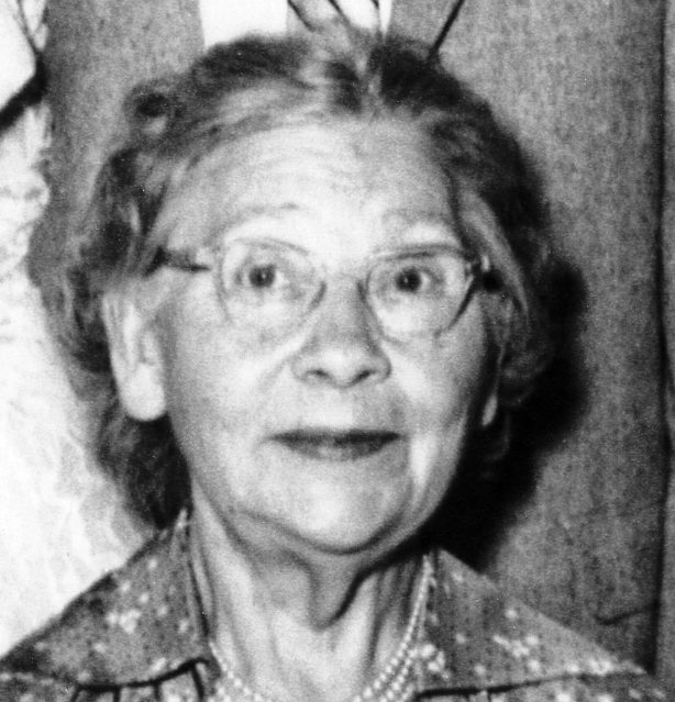 Grandma Rose Ann MCGrath (Weniger)