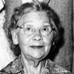 Grandma Rose Ann MCGrath (Weniger)