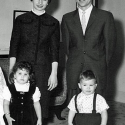 Margie, John, Cindy, Jeff (Dec 1961)