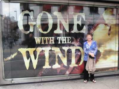 Mike & Judy - Saw Gone With The Wind Play (Clark Gable was terrific)