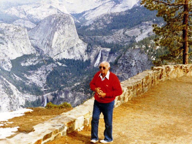 Glacier Point, Yosemite Park, CA