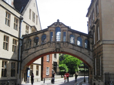 Bridge of Sighs - An Oxford landmark and also a Harry Potter scene location.