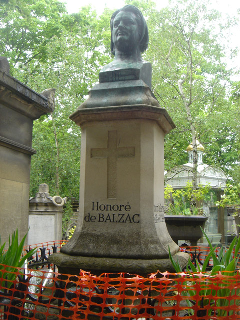 Pere Lachaise Cemetery - Honore De Balzac